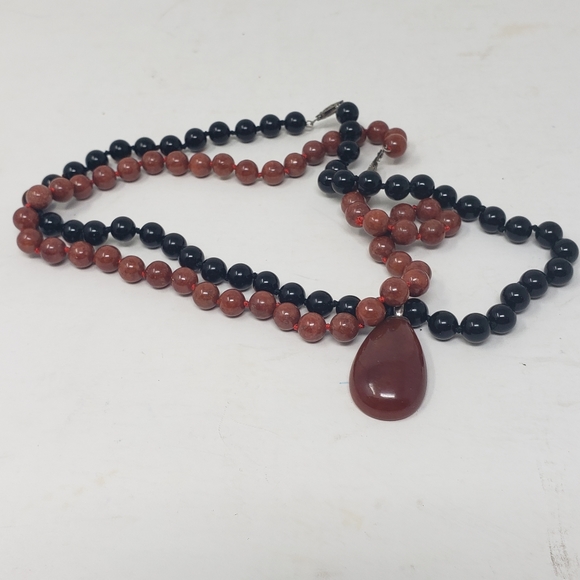 2 beaded necklaces with sterling silver enhancer - Picture 2 of 15